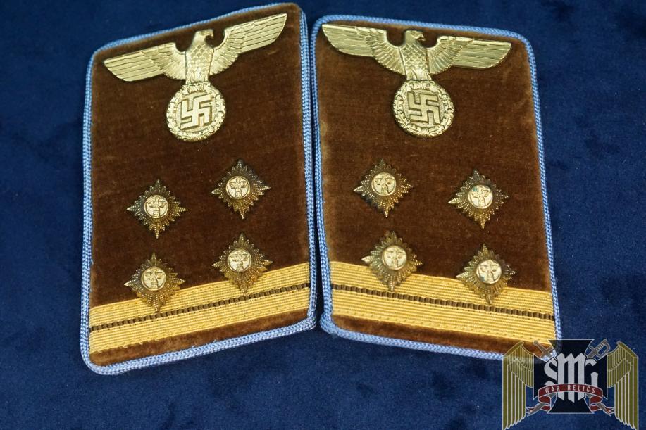 HauptGemeinschaftsLeiter NSDAP Collar tabs Orts Level