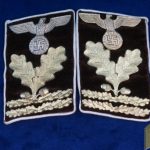 SMGP-0657 Miss matched eagle HauptBereichsLeiter Kreis Level Collar tabs RZM Tagged