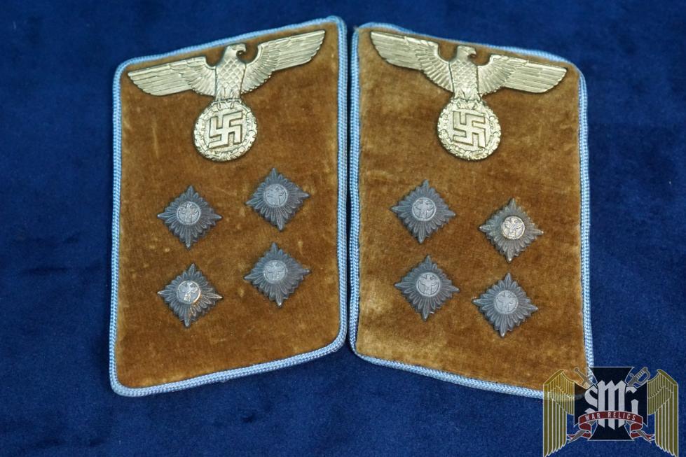 GemeinschaftsLeiter NSDAP Collar tabs Orts Level