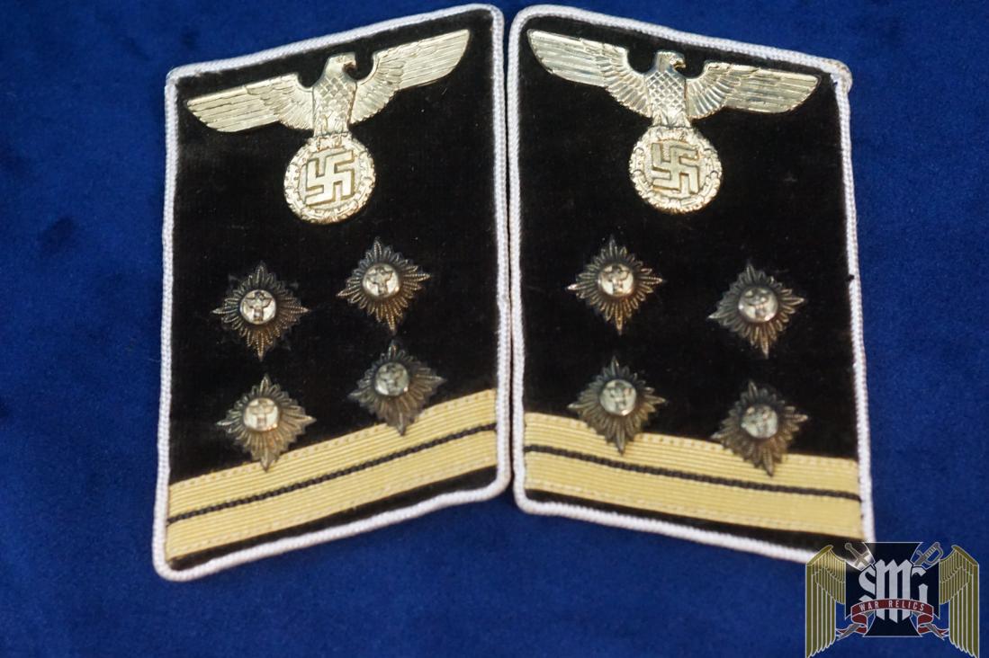 HauptGemeinschaftsLeiter Kreis Level Collar tabs