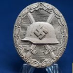 Silver Wound badge by Klein & Quenzer Marked 65