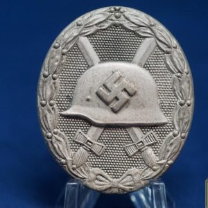 Silver Wound badge by Klein & Quenzer Marked 65