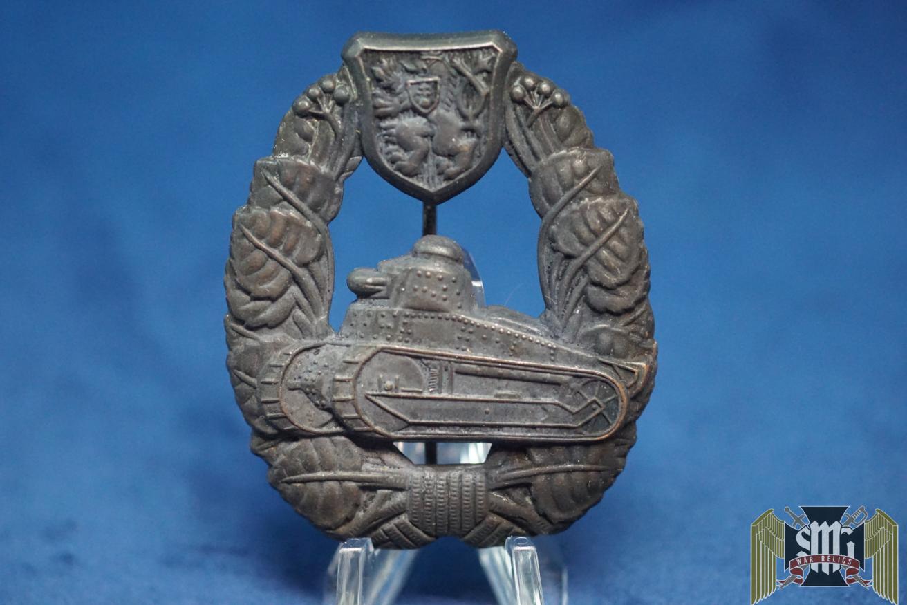 Czechoslovakia Tank Crew badge