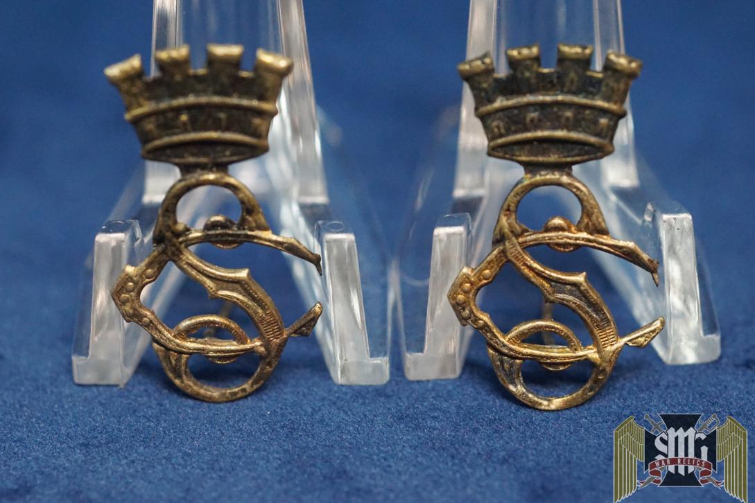 Spanish Second Republic era Security Corps Collar Device pair with prongs