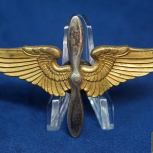 WW2 US Pilot Cadet Cap Badge