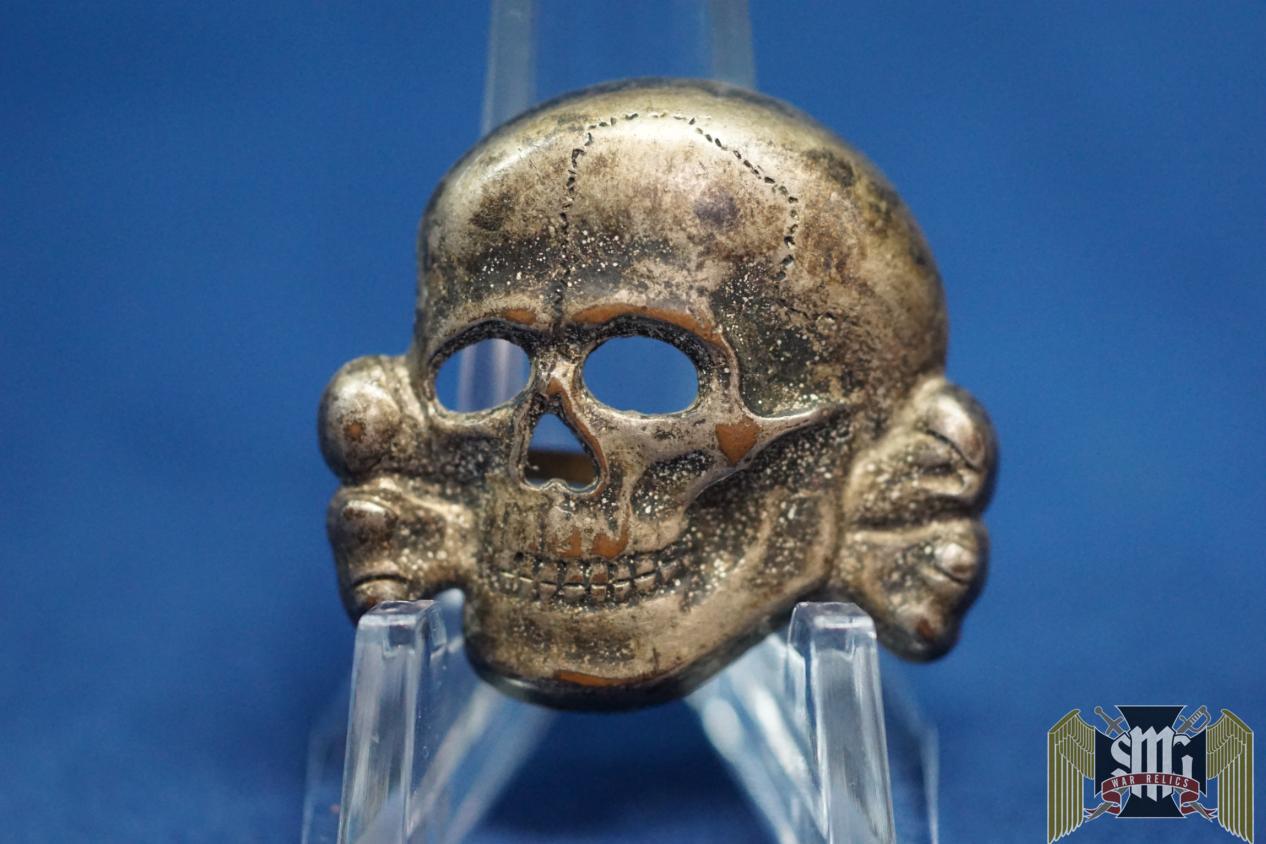 SS Cap Skull by M1/52 Deschler