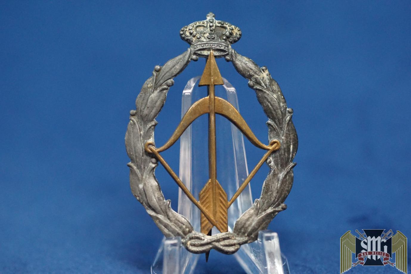 WW2 Italian Airforce Interceptor badge in Bronze