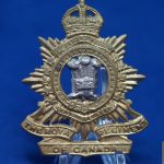 Royal Regiment of Canada cap badge