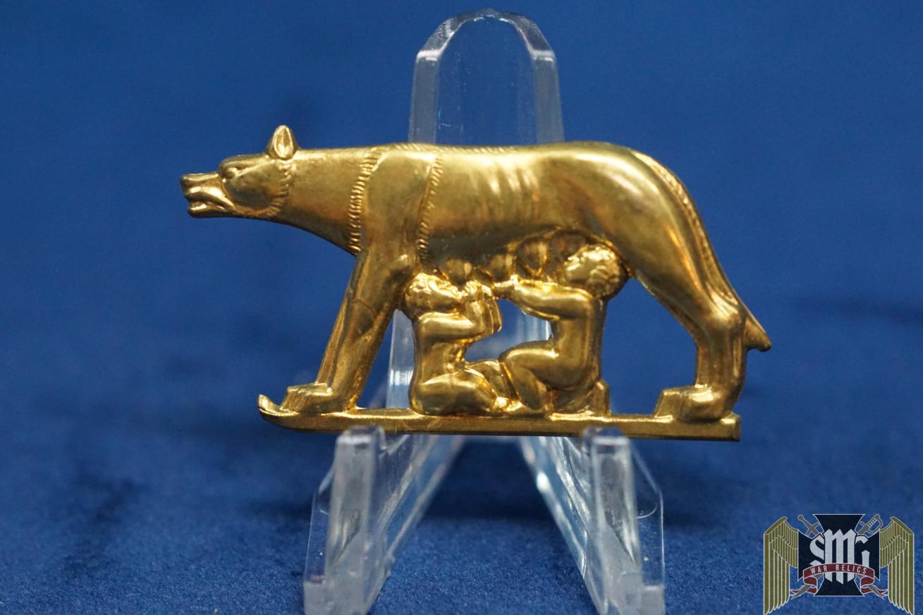 Italian Lupo (Wolf) Collar badge