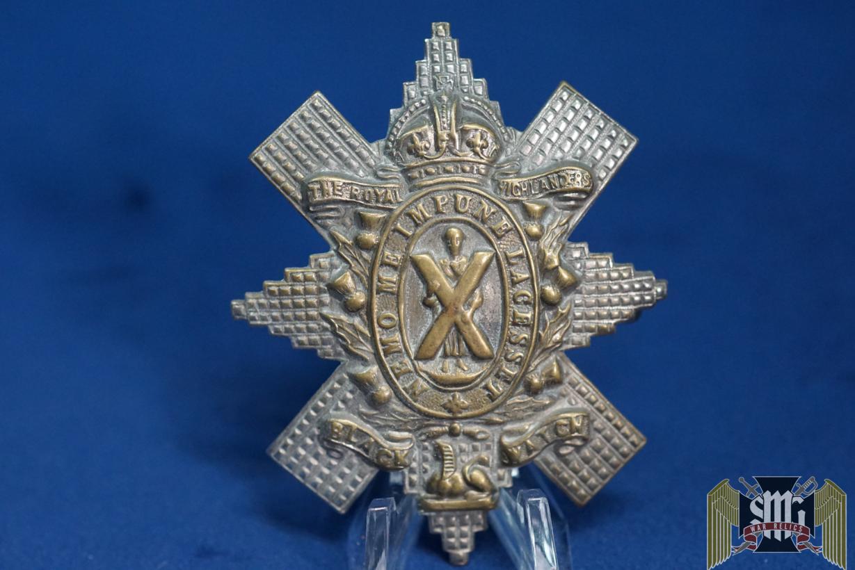 British Royal Highland Black Watch Cap Badge