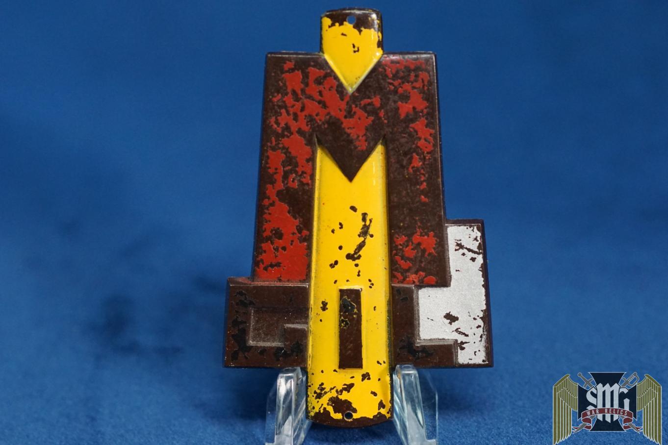 Italian GIL Fascist Youth badge