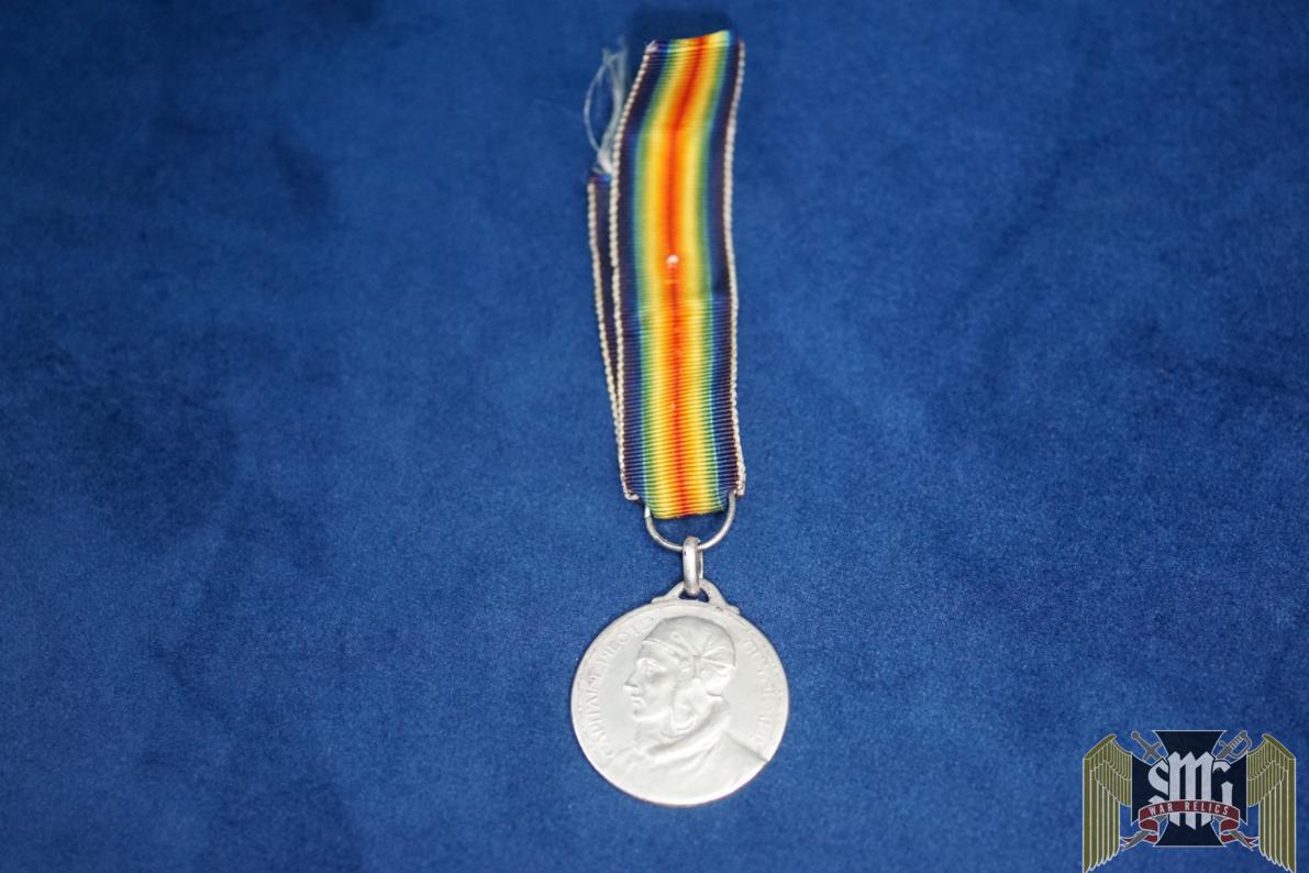 Captain Pilot GUYNEMER Winner of 53 Air Combats in 1917 Medal in silver