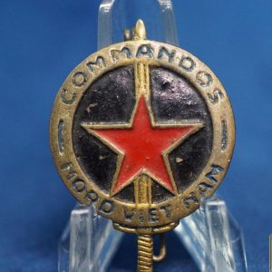 Vietnam French Commando pin