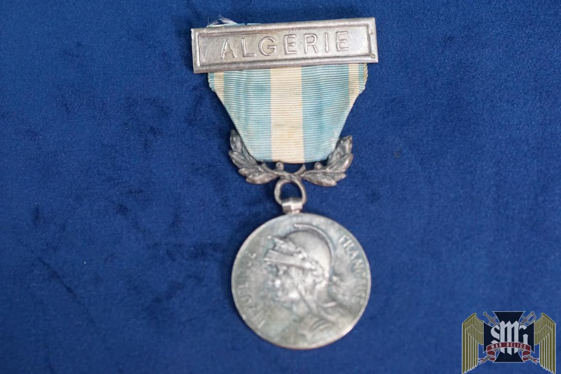 French Colonial Medal w/ Algerie bar