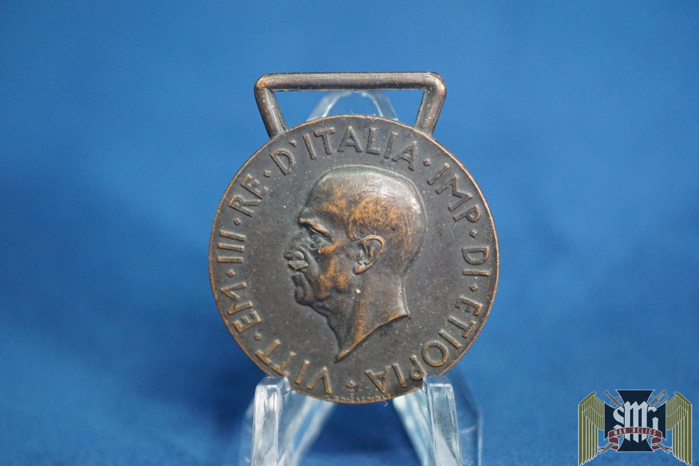 Italian FASCIST MEDAL AFRICA ORIENTALE MOLTI NEMICI MOLTO ONORE AOI COLONIALE 1936