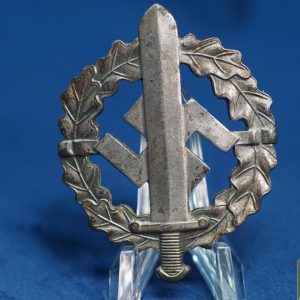 SA Sports Badge in Silver by Redo