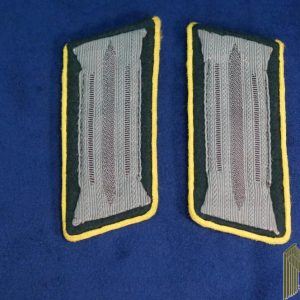 Heer Postal Collar tabs