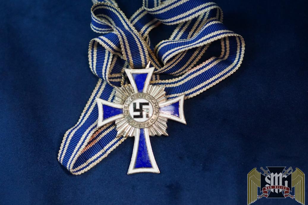 Mother’s Cross in Silver