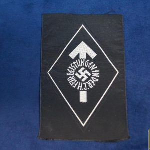 HJ PROFICIENCY BADGE – FUER LEISTUNGEN IN DER H.J. CLOTH VERSION ON BLACK, BLACK CLASS (silver)