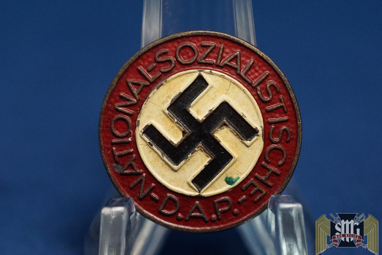NSDAP Party Badge M1/100 – Werner Redo