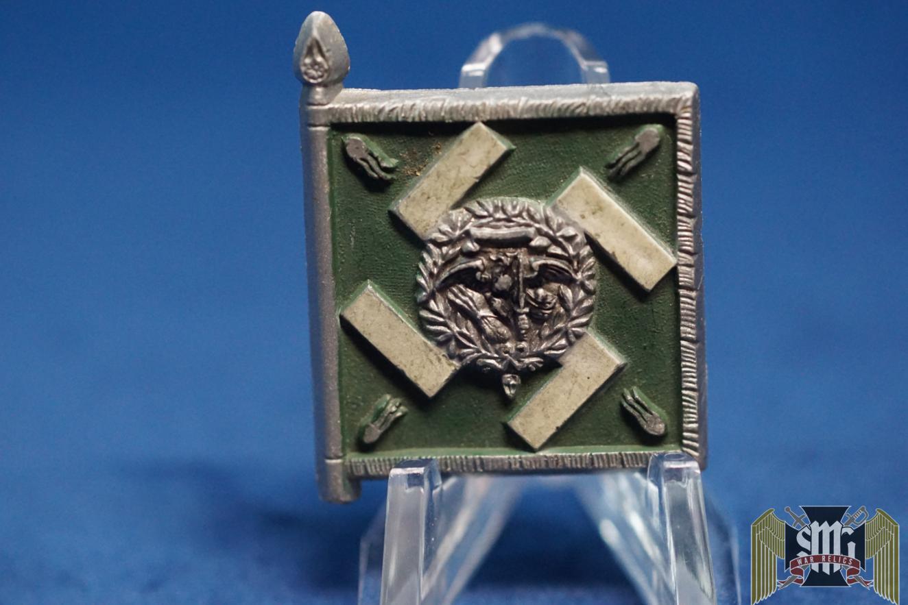 regiment general goring flag tinnie Broken Pin