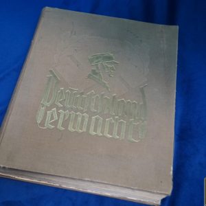 Deutschland Erwacht Cigarette Album Complete (Germany Awakes)