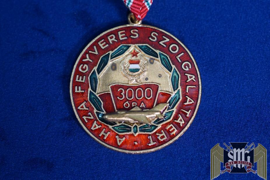 Hungary Paratrooper 3,000 Jumps medal
