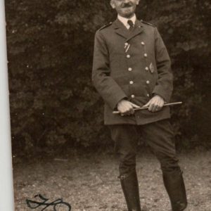 Unknown WW1 Officer and signature