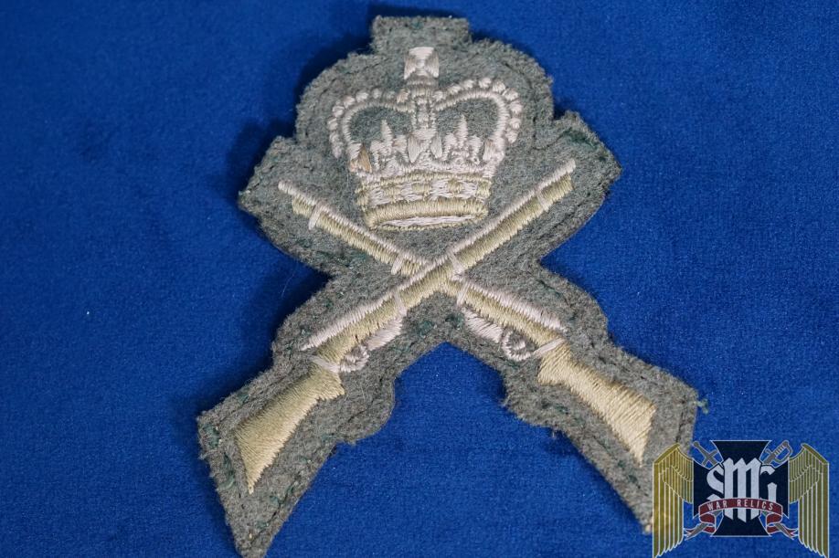 Canadian Rifle Qualification Uniform Sleeve Insignia