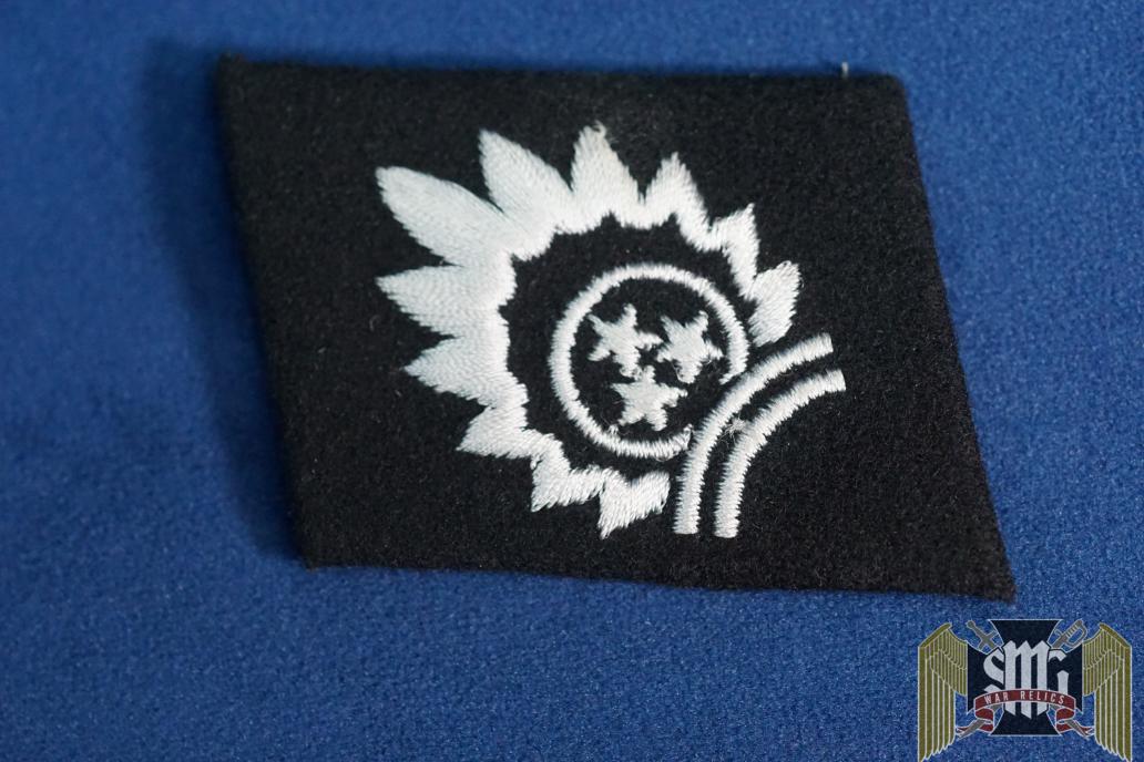 15th Latvian SS Waffen Grenadier Division Volunteer Collar tab