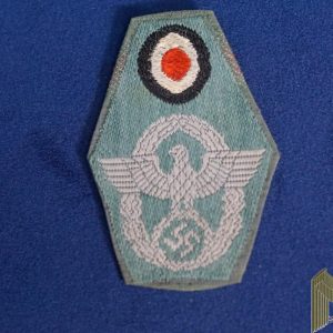 Police NCO’s M43/Overseas Cap Insignia