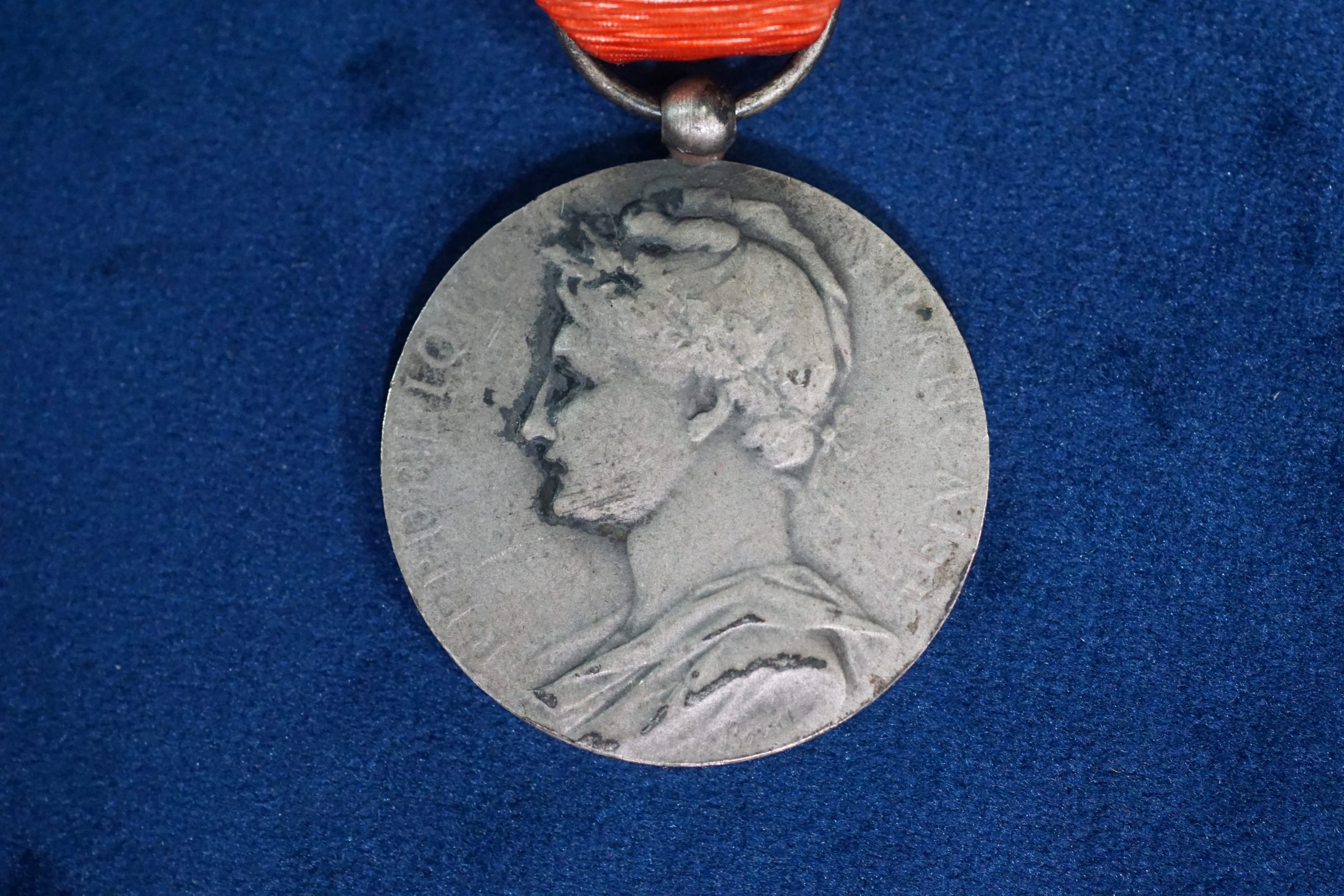 French Labor medal 1945 Named