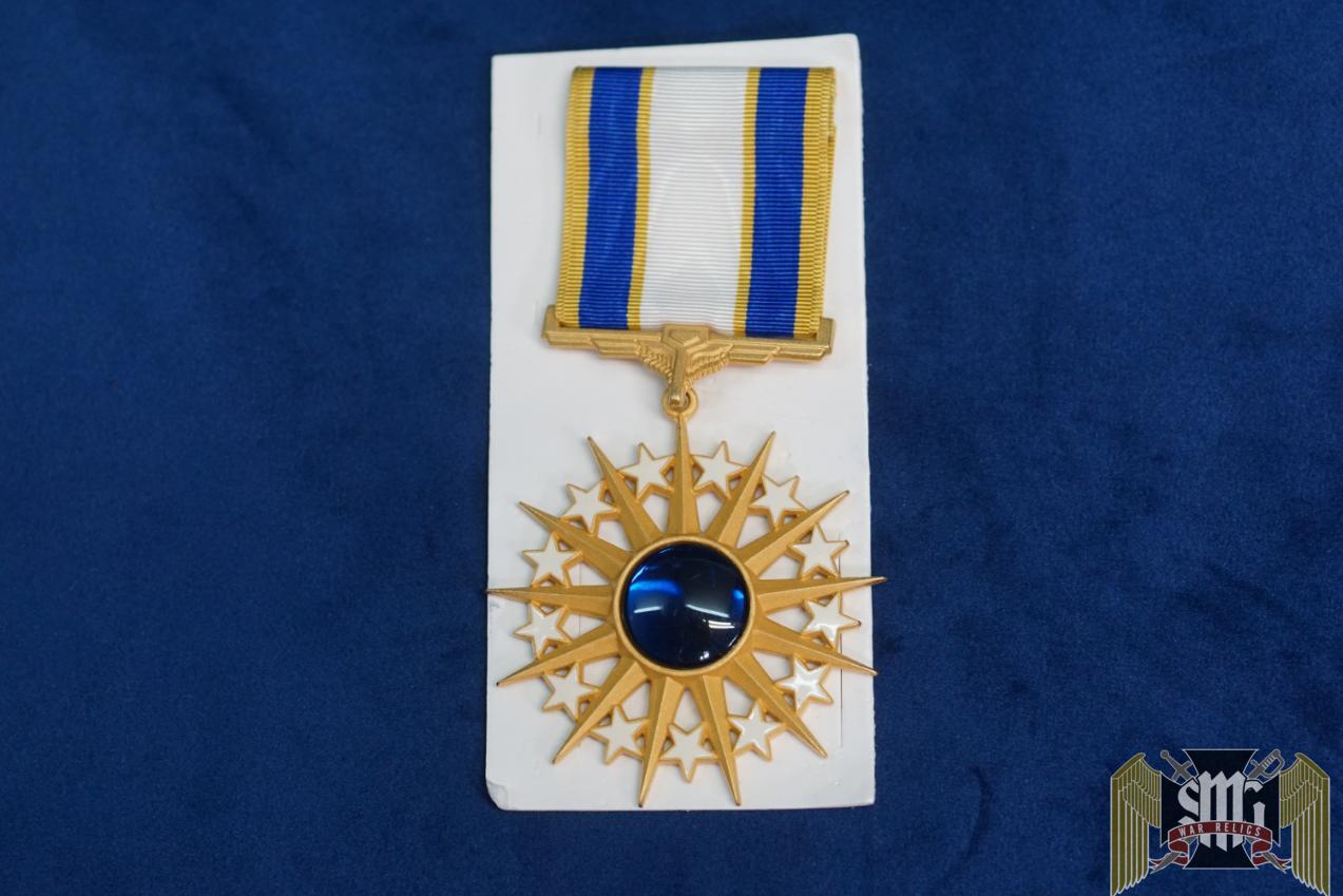 US Distinguished Service Medal New on card