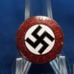 NSDAP Party Member pin by M1/27 – E. L. Muller