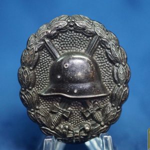 WW1 Black Wound badge