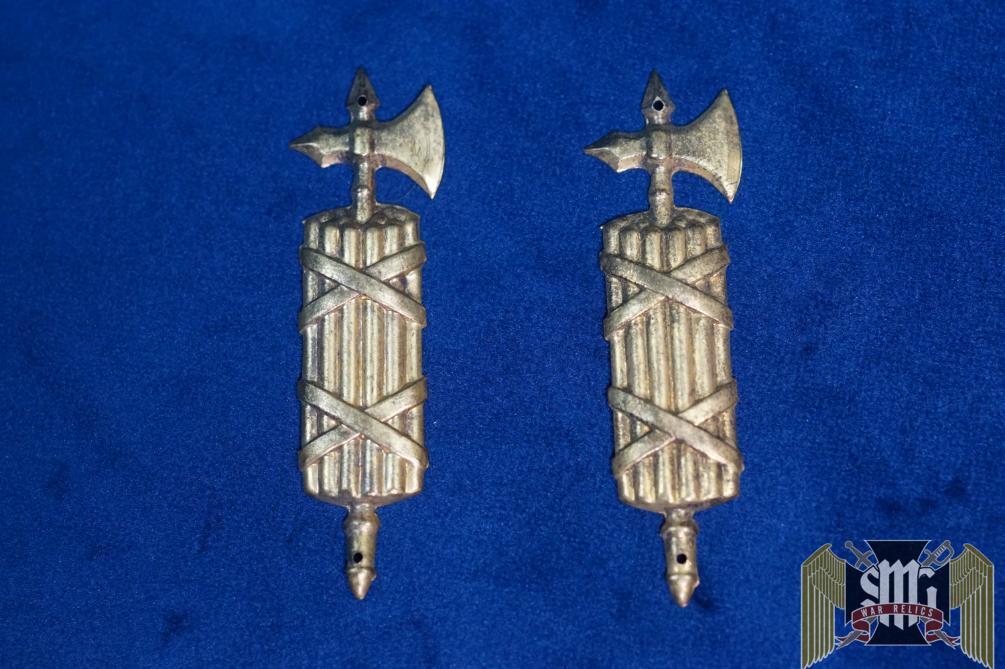 WWII ITALIAN FASCIST MSVN Cap Insignia