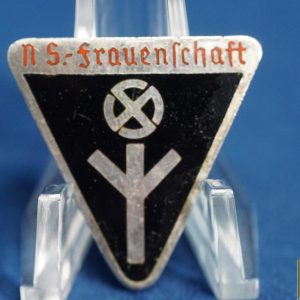 SMGP-2160 Frauenschaft Member badge By M1/102