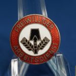 SMGP-2167 Freiwilliger Arbeitsdienst Badge