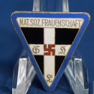 N.S. Frauenschaft pin (german womens workers pin) 30x28mm Orts Level staff
