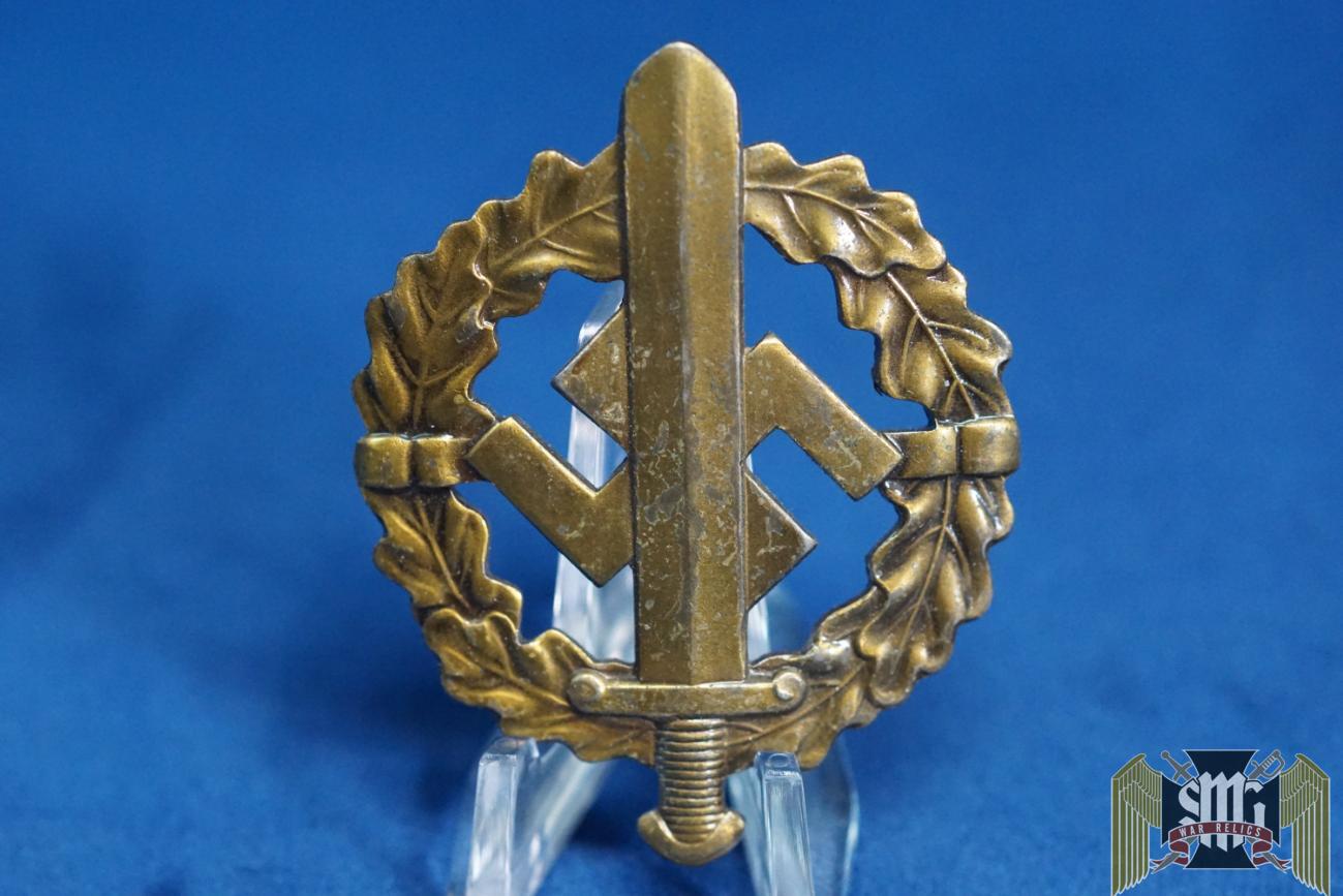 SA Sports badge by Fechler In bronze
