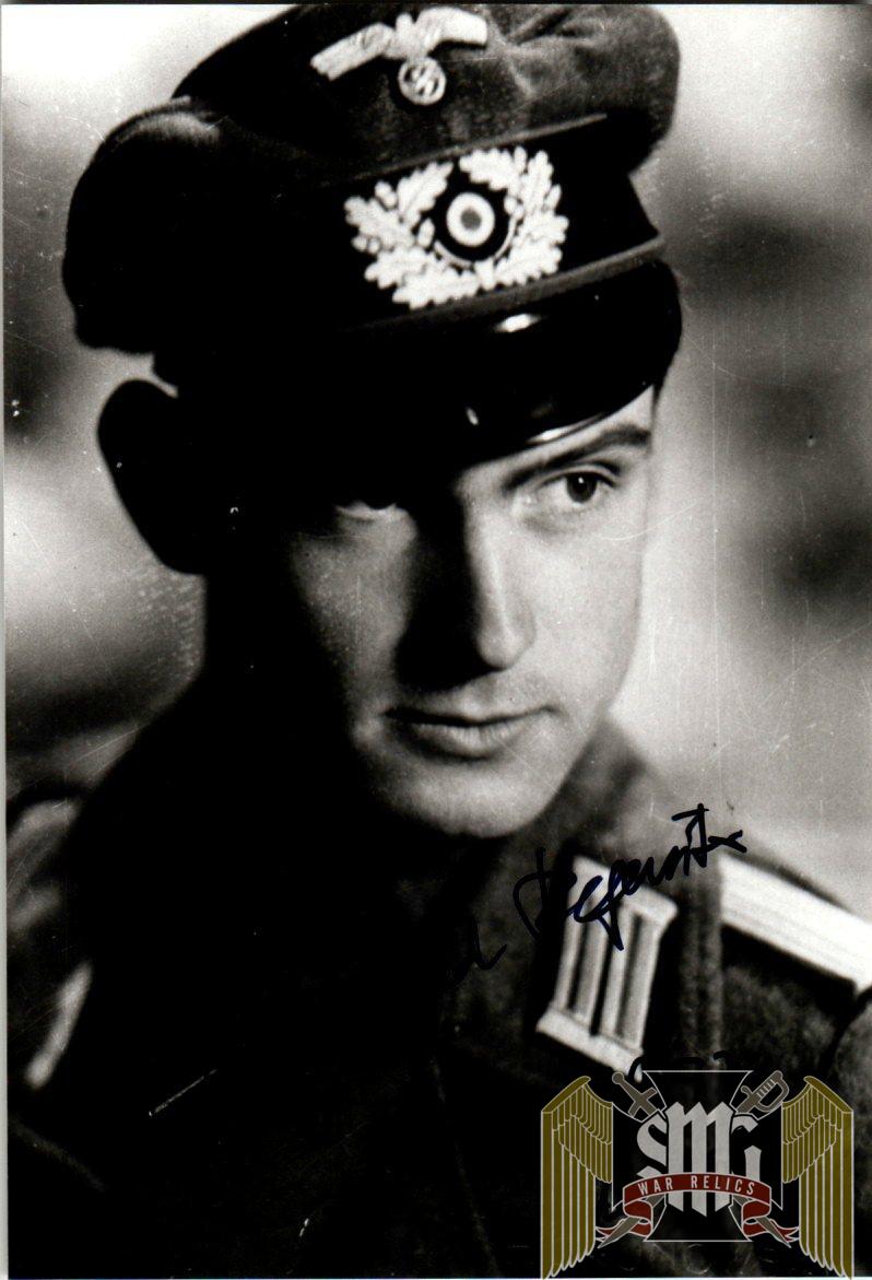 Dr. Alfred Regeniter signature