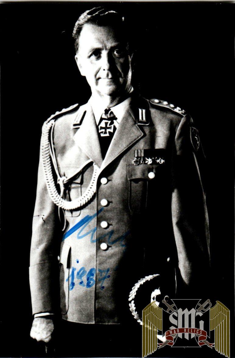 Wolfram Kertz Knights Cross winner Signature