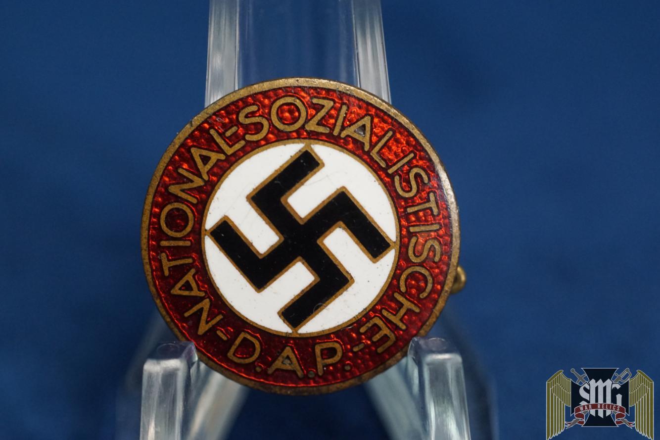 NSDAP Member Pin by M1/120 Wilhelm Deumer