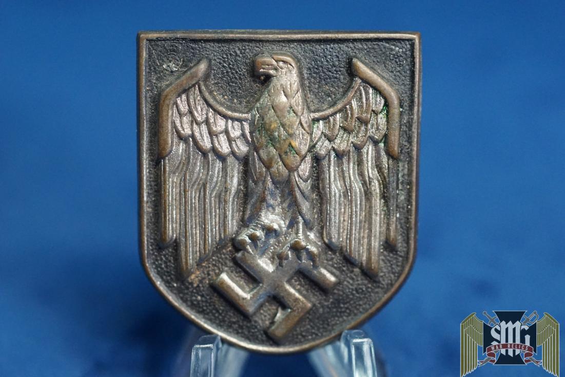 Pith Helmet Eagle Tombak