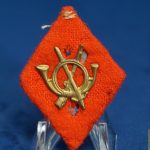Spanish collar tab