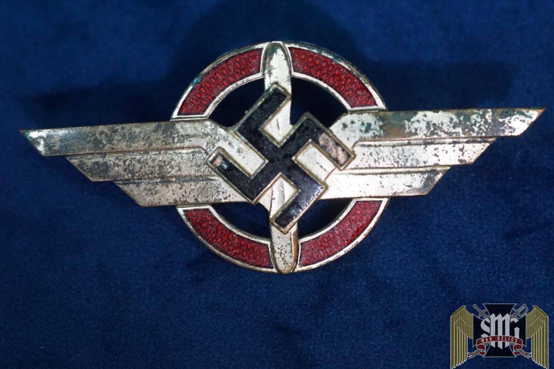 DLV Cap Badge