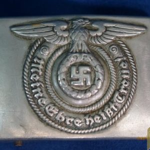 SS buckle in nickel by Overhoff