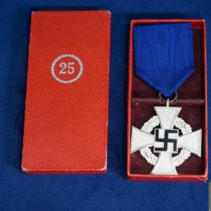 Cased 25 year Faithful service Cross by Wachtler & Lange