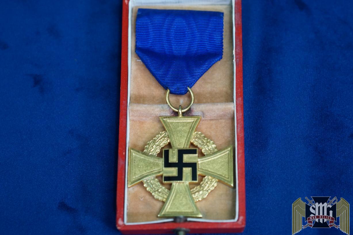 Cased 40 year Faithful Service award