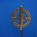 SA Sports Badge Stick pin Marked 6